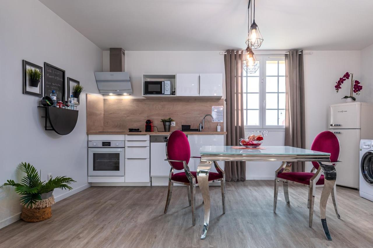 Pezarches Suite L'Echappee - Maison Romantique - Spa & Sauna Privatif- Pole Dance - Lit Rond Avec Miroir Au Plafond מראה חיצוני תמונה